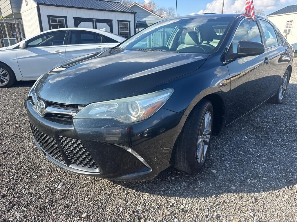 2016 Toyota Camry XLE