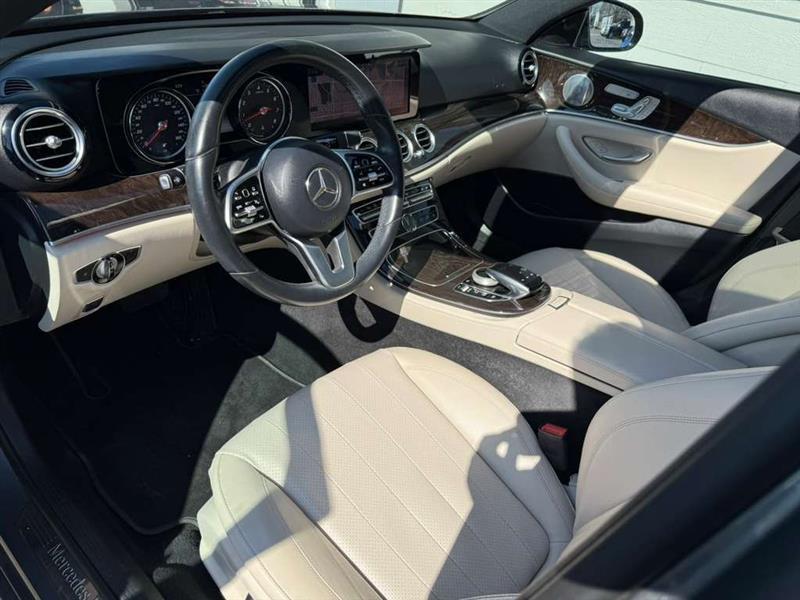 Mercedes-Benz E-Class E300 Luxury 4MATIC Sedan 2019