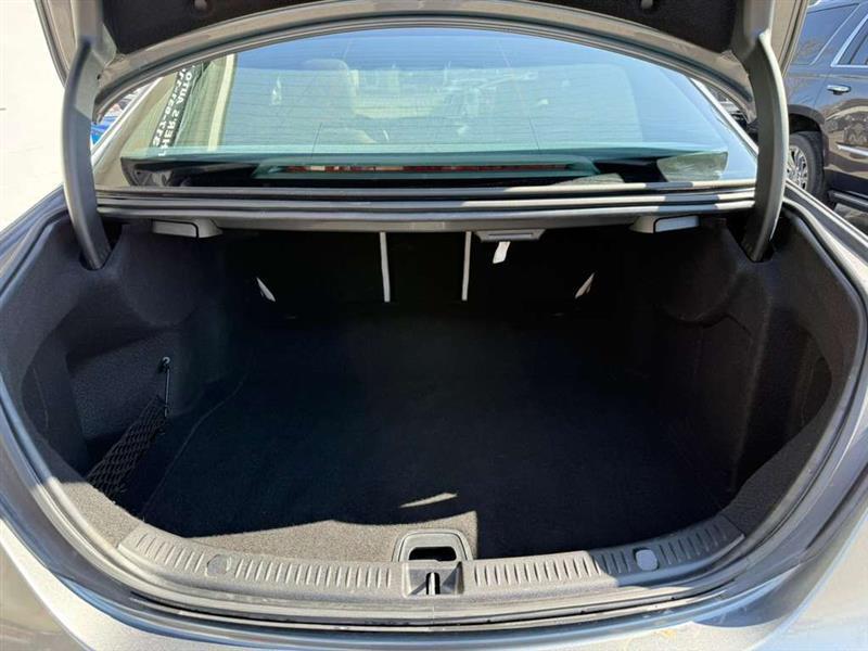 Mercedes-Benz E-Class E300 Luxury 4MATIC Sedan 2019