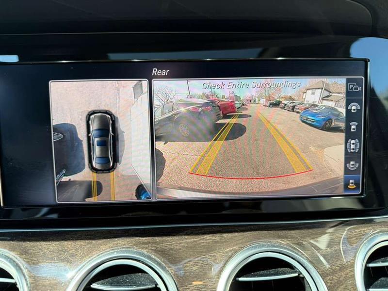 Mercedes-Benz E-Class E300 Luxury 4MATIC Sedan 2019