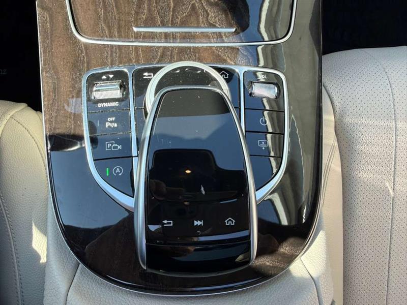 Mercedes-Benz E-Class E300 Luxury 4MATIC Sedan 2019