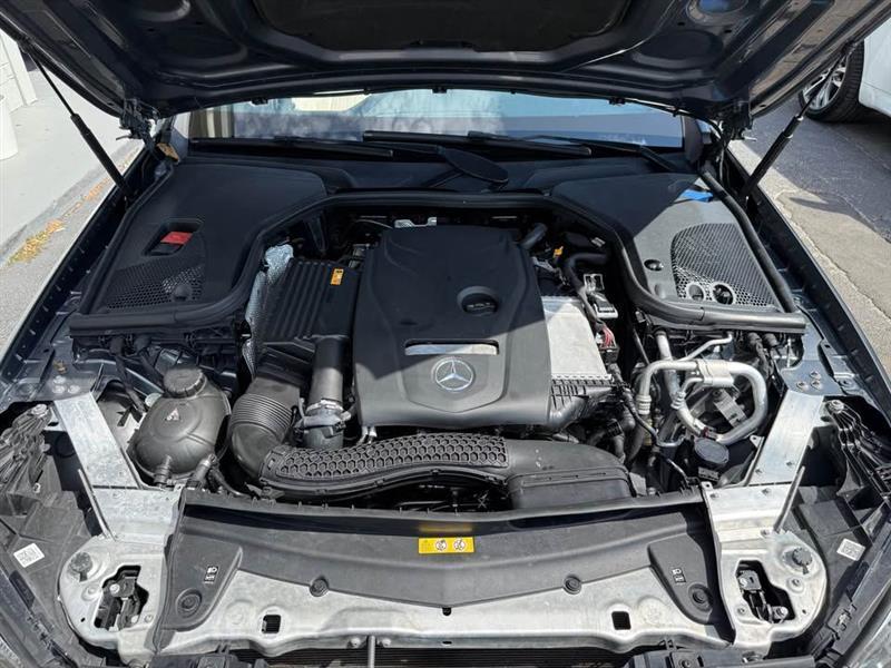 Mercedes-Benz E-Class E300 Luxury 4MATIC Sedan 2019