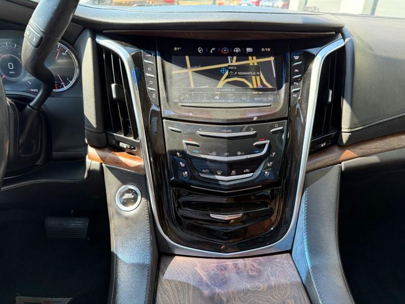 Cadillac Escalade Premium 4WD 2017