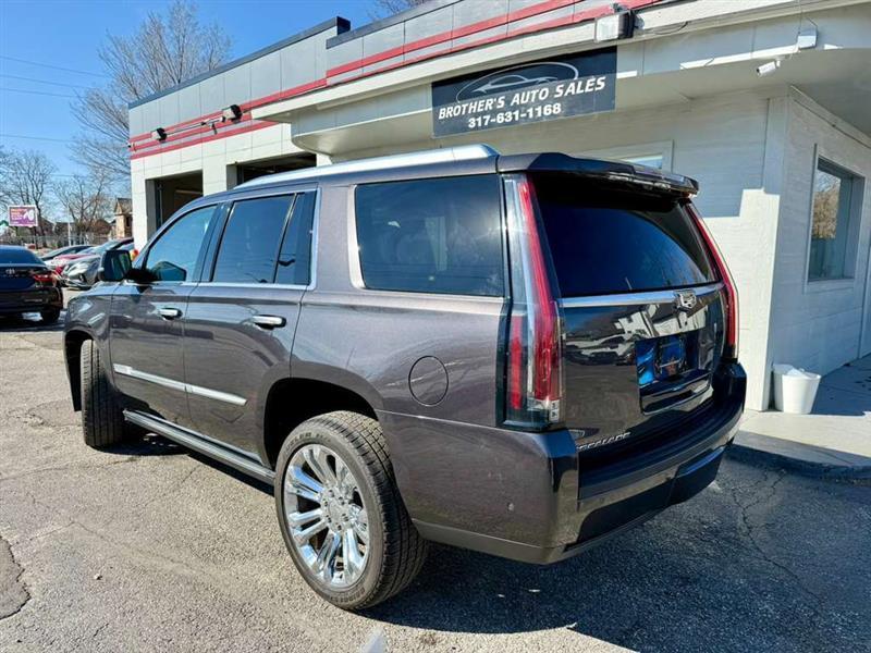 Cadillac Escalade Premium 4WD 2017