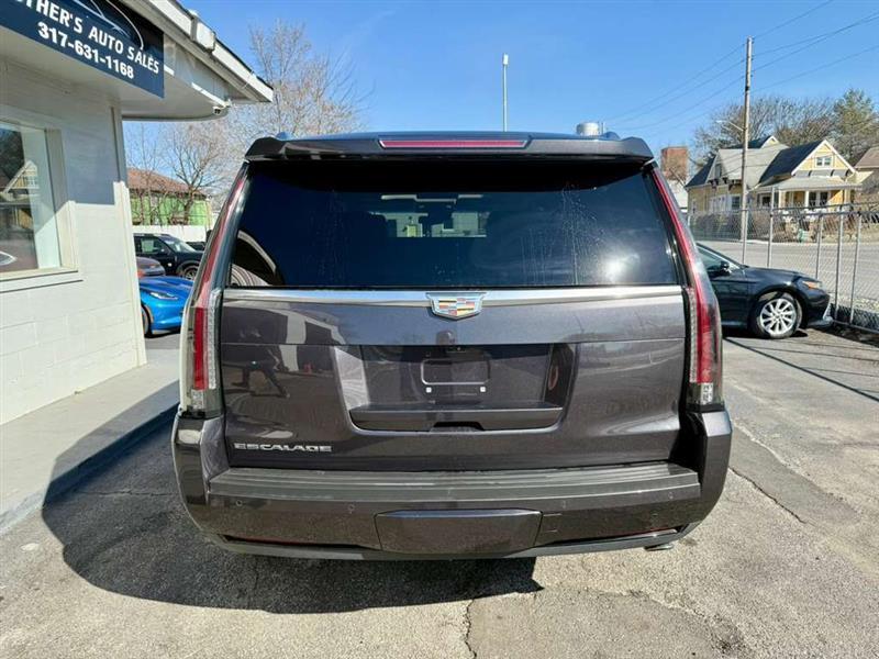 Cadillac Escalade Premium 4WD 2017