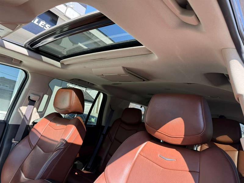 Cadillac Escalade Premium 4WD 2017