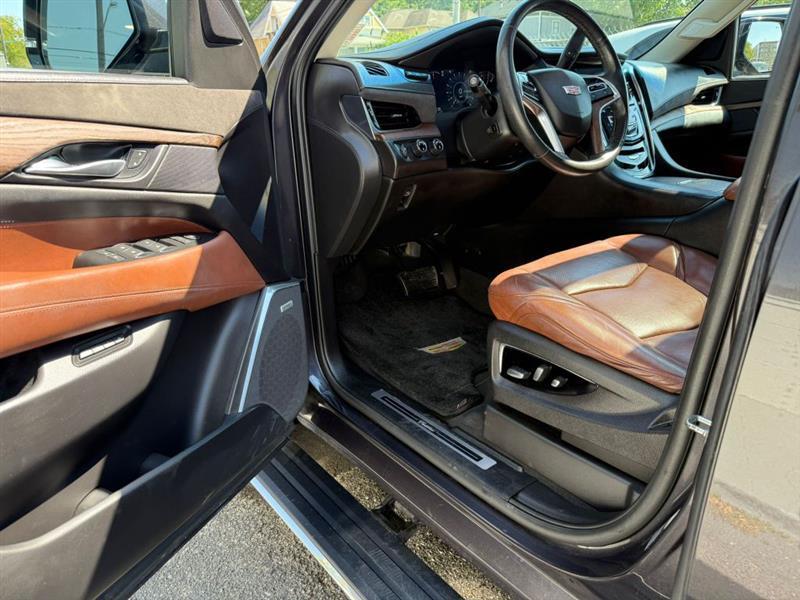 Cadillac Escalade Premium 4WD 2017