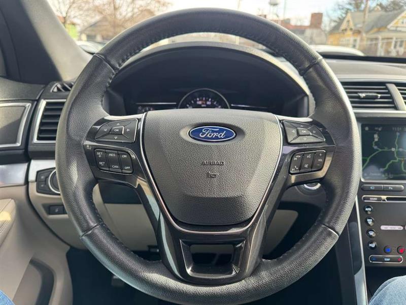 Ford Explorer Limited FWD 2018