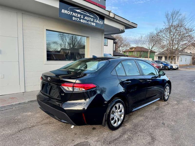 Toyota Corolla LE 2021