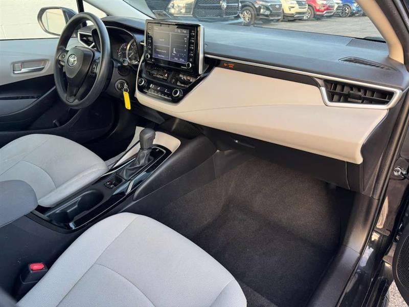Toyota Corolla LE 2021