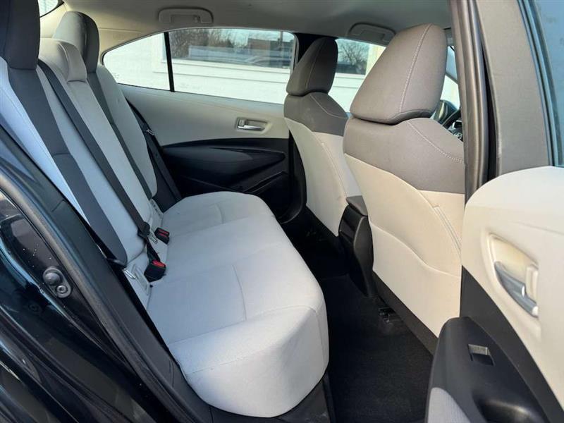 Toyota Corolla LE 2021