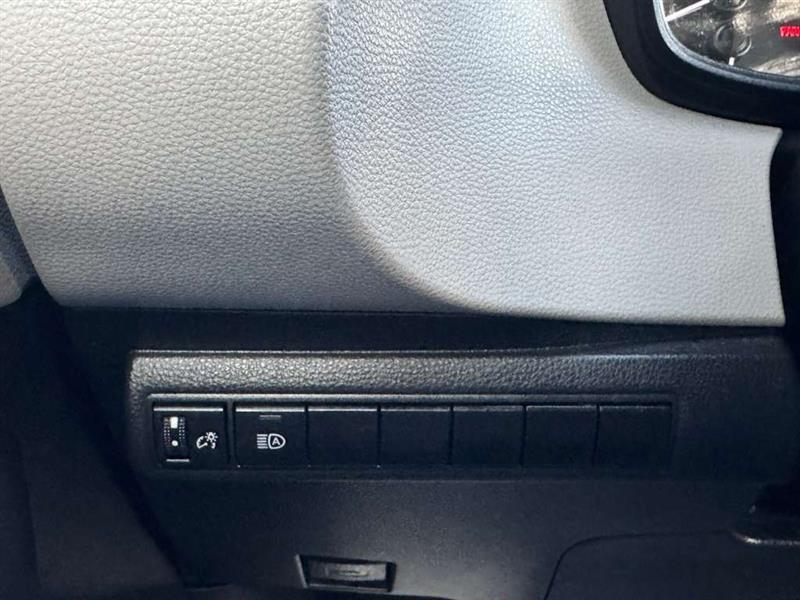 Toyota Corolla LE 2021