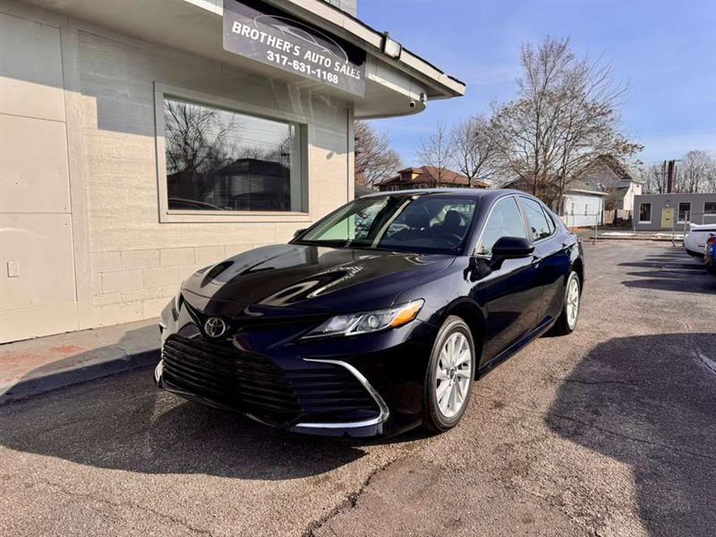 Toyota Camry LE 2022