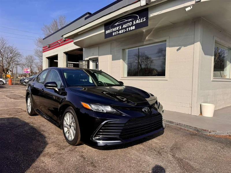 Toyota Camry LE 2022