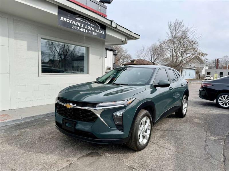 2025 Chevrolet Trax LS