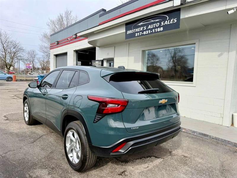 Chevrolet Trax LS 2025