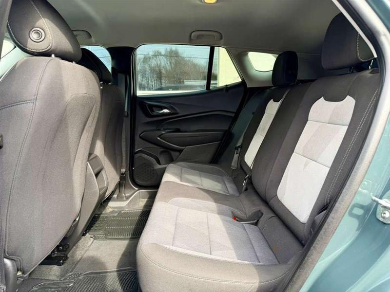 Chevrolet Trax LS 2025