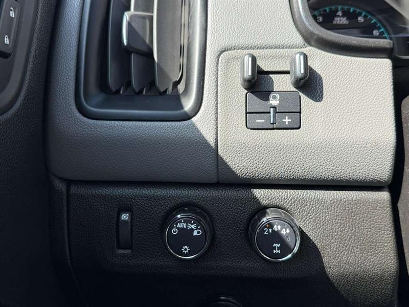 Chevrolet Colorado Work Truck Crew Cab Short Box 4WD 2021