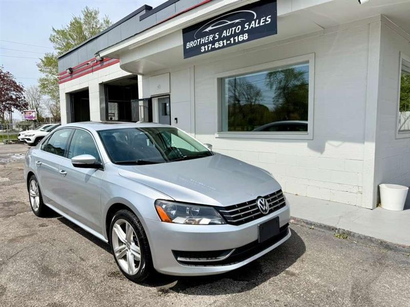 Volkswagen Passat 2.0L TDI SE AT 2014