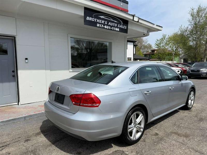 Volkswagen Passat 2.0L TDI SE AT 2014