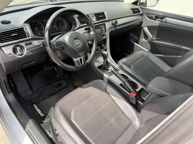 Volkswagen Passat 2.0L TDI SE AT 2014