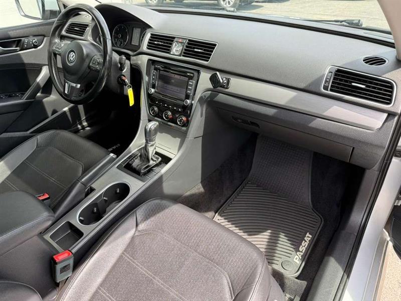 Volkswagen Passat 2.0L TDI SE AT 2014