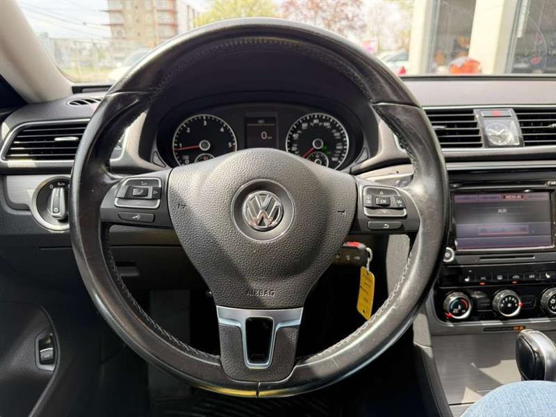 Volkswagen Passat 2.0L TDI SE AT 2014