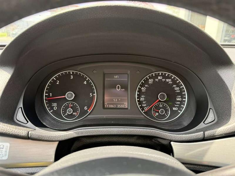 Volkswagen Passat 2.0L TDI SE AT 2014