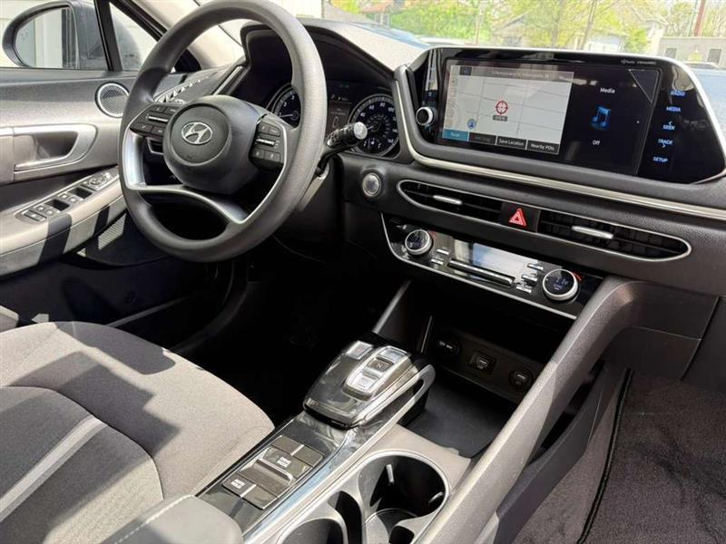 Hyundai Sonata SEL 2023