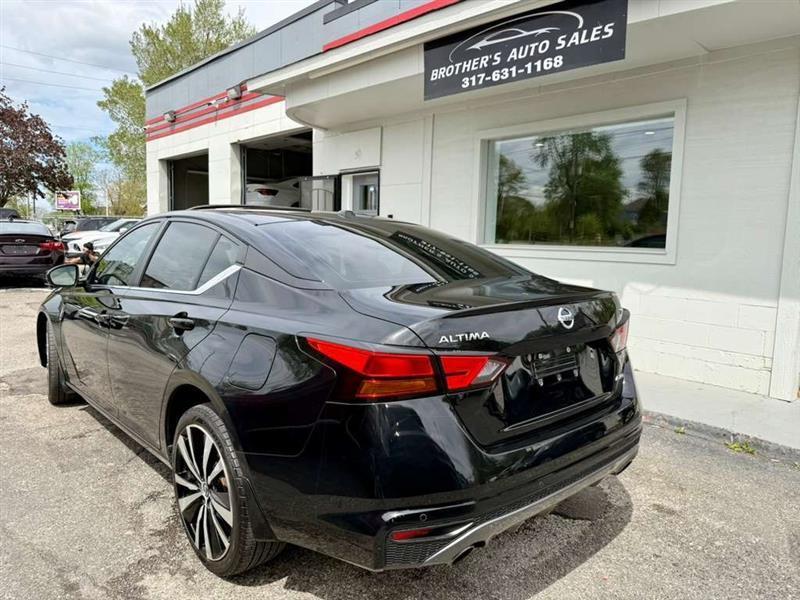 Nissan Altima 2.5 SR AWD 2020