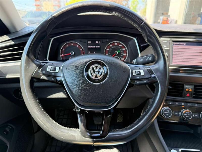 Volkswagen Jetta 1.4T S 8A 2019