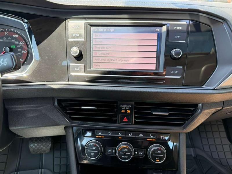 Volkswagen Jetta 1.4T S 8A 2019