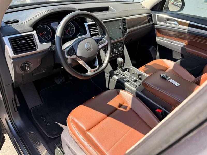 Volkswagen Atlas V6 SE w/Technology 4MOTION 2021