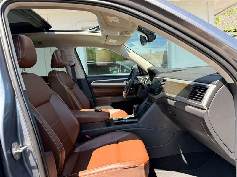 Volkswagen Atlas V6 SE w/Technology 4MOTION 2021