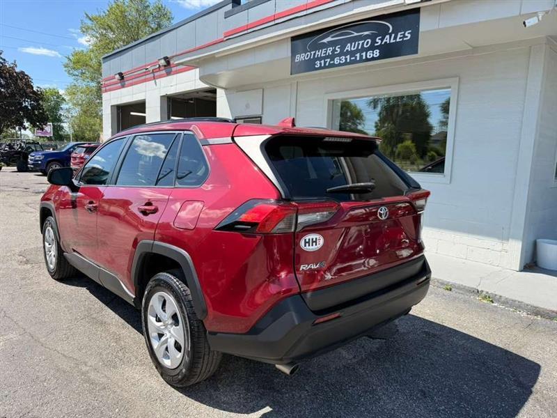 Toyota RAV4 LE 2019