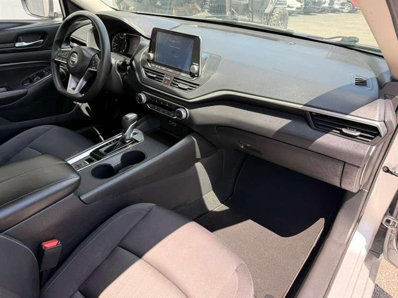 Nissan Altima 2.5 S AWD 2019