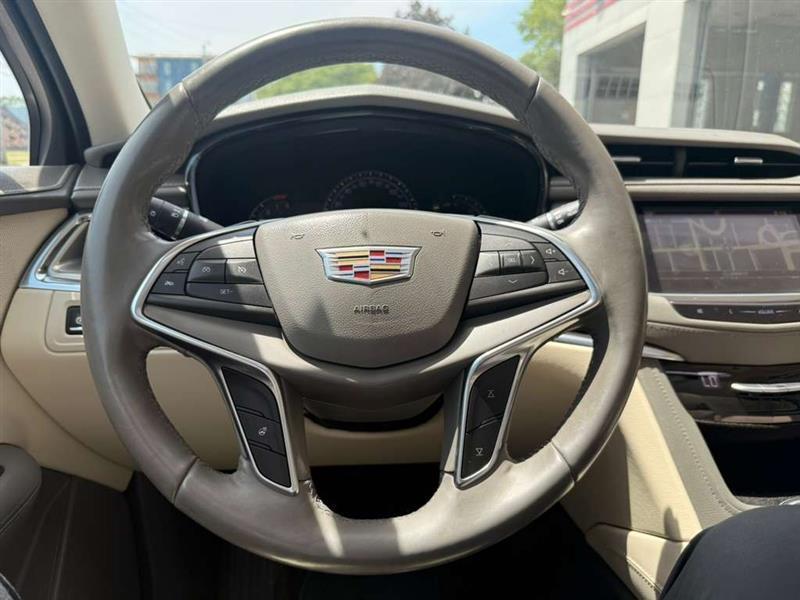 Cadillac XT5 Luxury AWD 2018