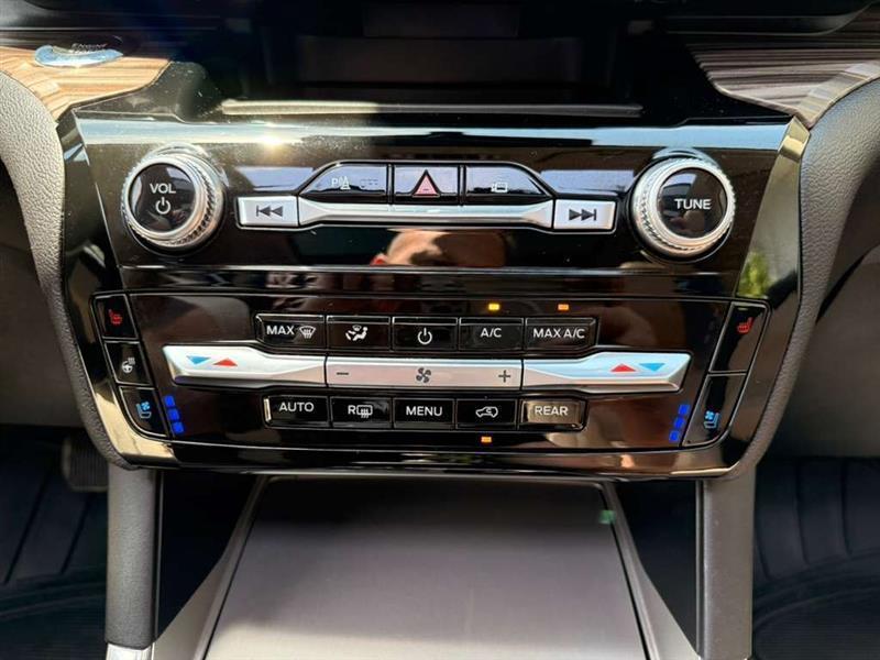 Ford Explorer Limited AWD 2022