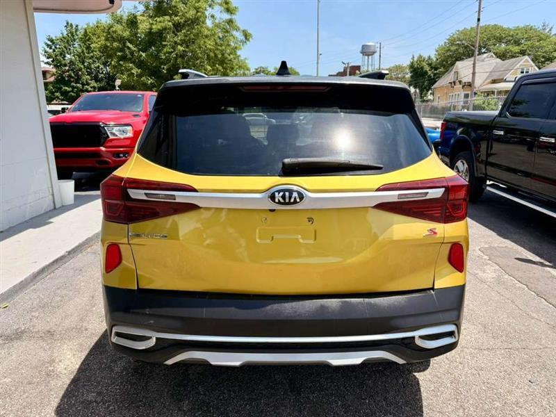 Kia Seltos S 2021