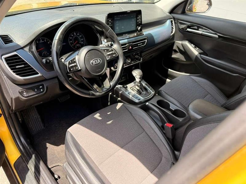 Kia Seltos S 2021