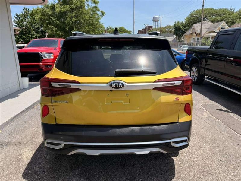 Kia Seltos S 2021