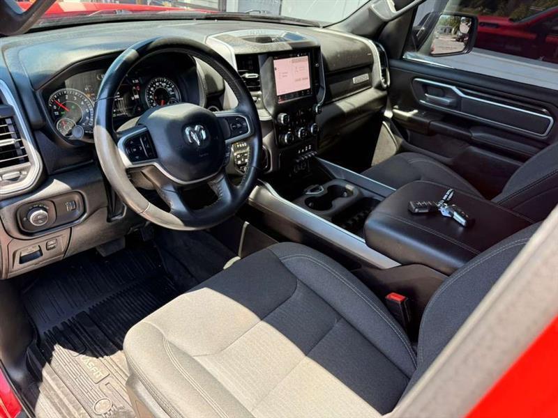 RAM 1500 Big Horn Quad Cab 4WD 2022