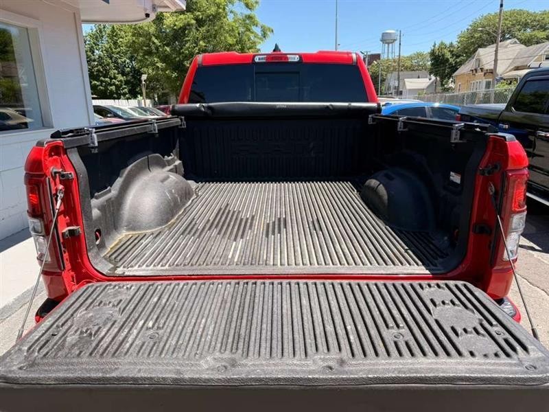 RAM 1500 Big Horn Quad Cab 4WD 2022