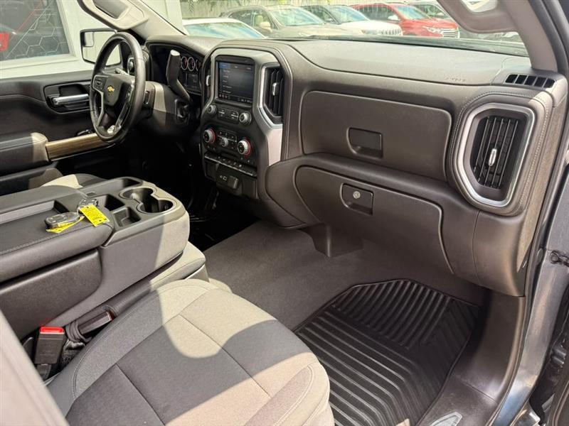 Chevrolet Silverado 1500 LT Crew Cab 4WD 2021