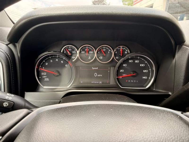 Chevrolet Silverado 1500 LT Crew Cab 4WD 2021