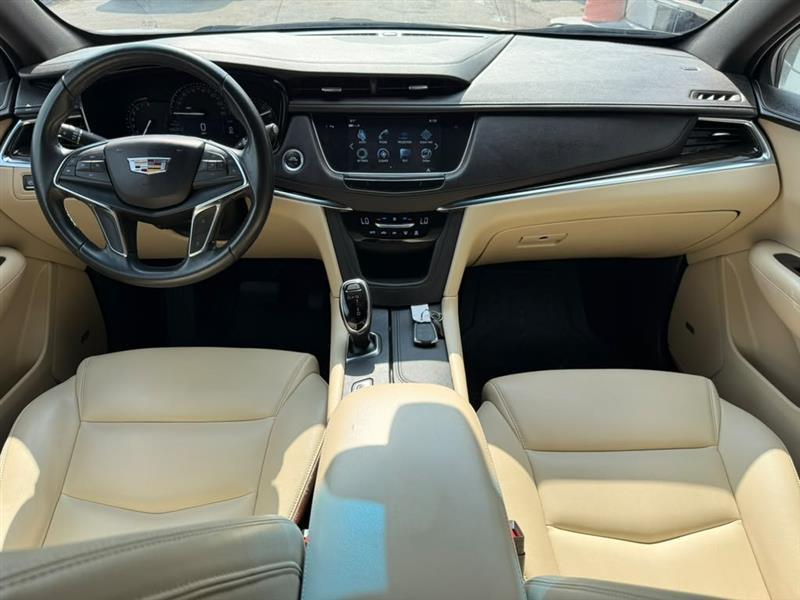 Cadillac XT5 Base 2019