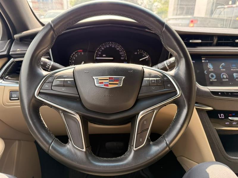 Cadillac XT5 Base 2019