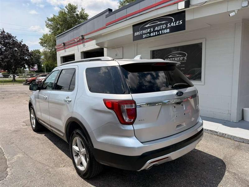 Ford Explorer XLT 4WD 2016