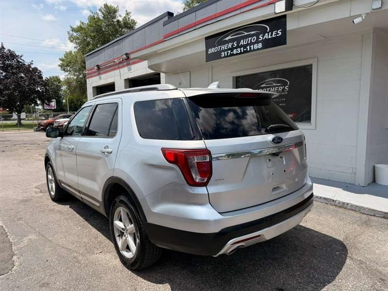 Ford Explorer XLT 4WD 2016