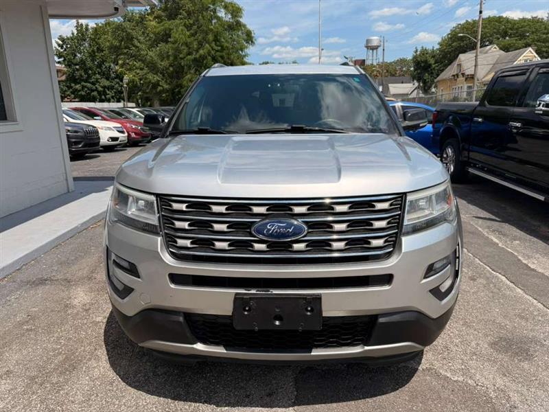 Ford Explorer XLT 4WD 2016